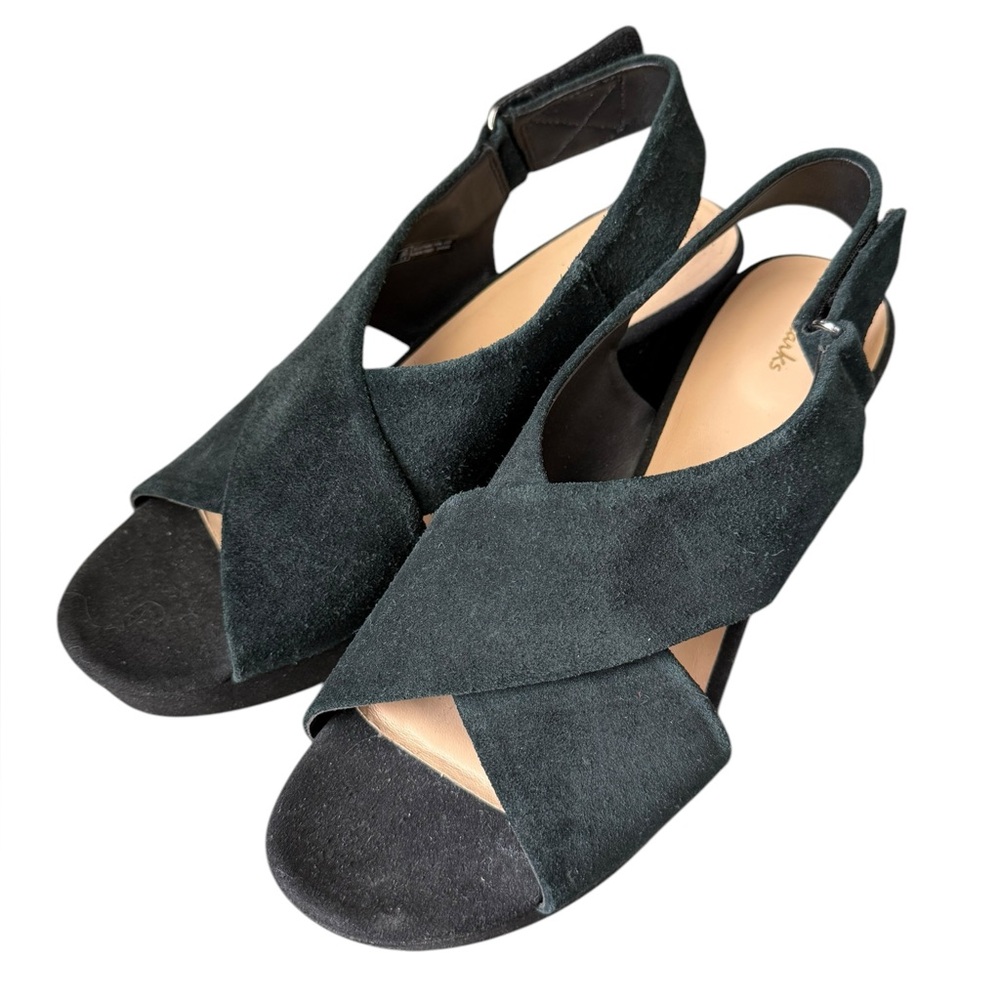 Clarks Maritsa Lara suede block heel strappy open toe Velcro Sandal Sz 10.5